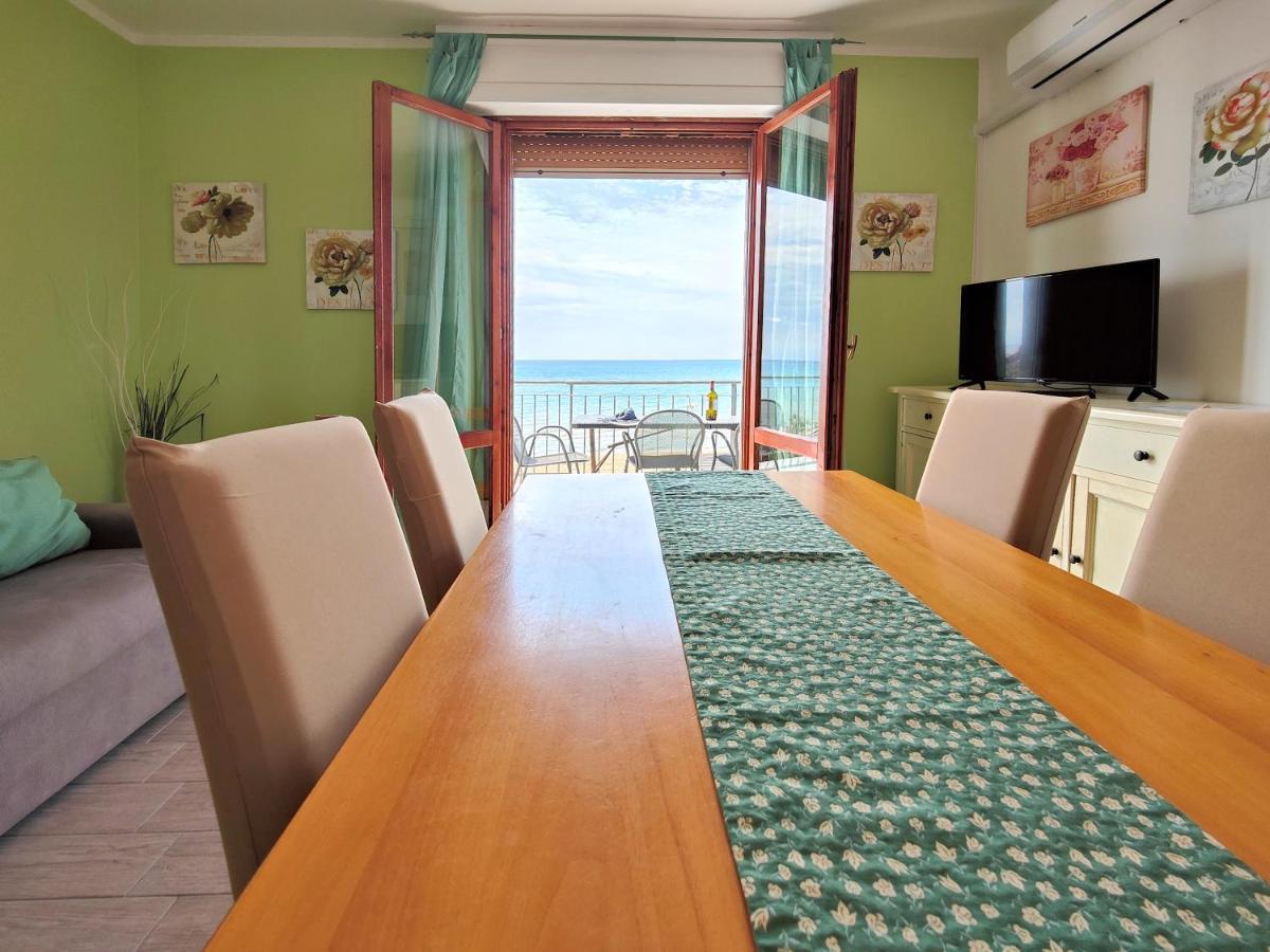 Le Dune Sea View Apartments - Futura Cav San Vincenzo Exterior photo