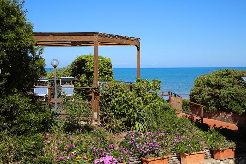 Le Dune Sea View Apartments - Futura Cav San Vincenzo Exterior photo